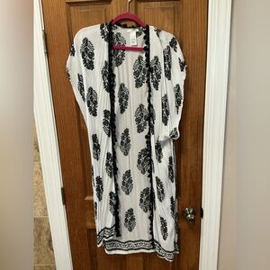 Maurice Black & White Printed Lightweight Kimono/Duster
